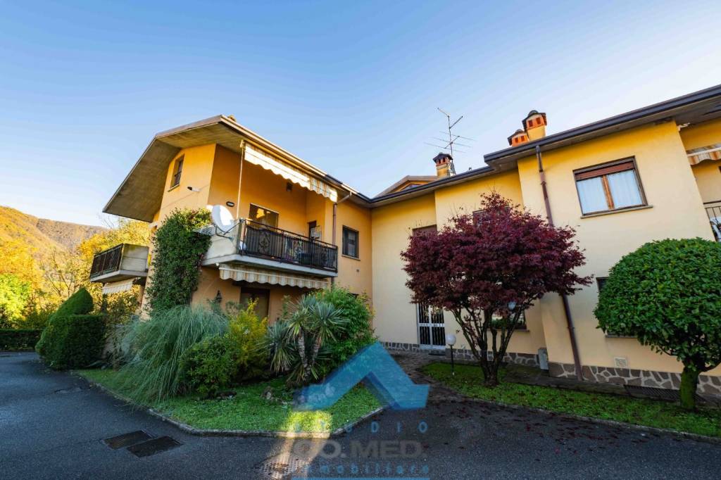 appartamento in vendita a Cenate Sopra