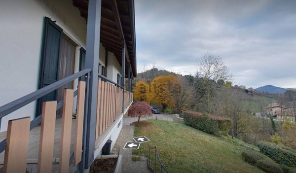 casa indipendente in vendita a Cenate Sopra in zona Valpredina