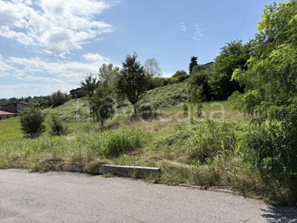 terreno agricolo in vendita a Cenate Sopra