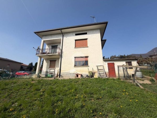 appartamento in vendita a Cenate Sopra