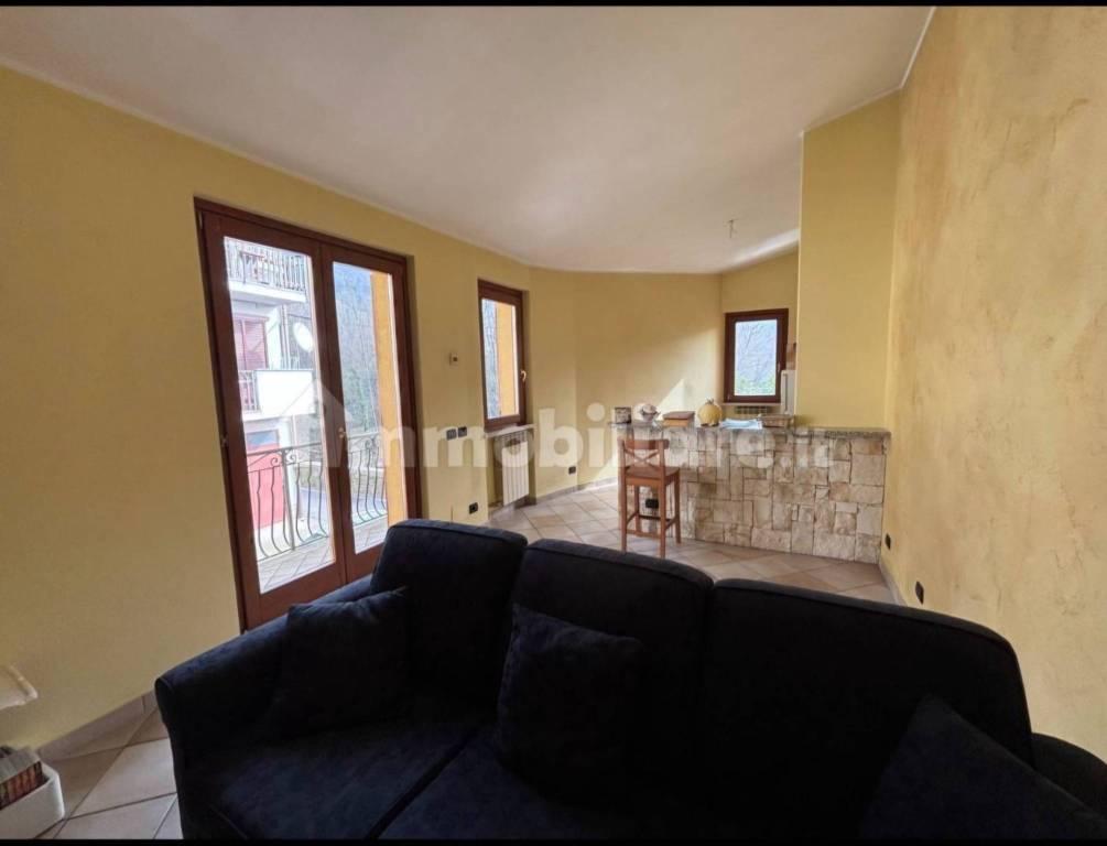 casa indipendente in vendita a Cenate Sopra in zona Sant'Ambrogio