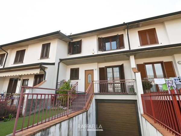 casa indipendente in vendita a Cenate Sopra in zona Sant'Ambrogio