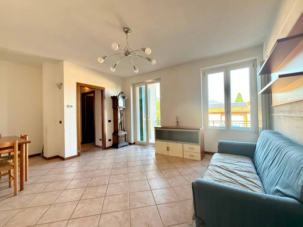 appartamento in vendita a Cenate Sopra in zona Sant'Ambrogio