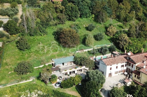 casa indipendente in vendita a Cenate Sopra in zona Sant'Ambrogio