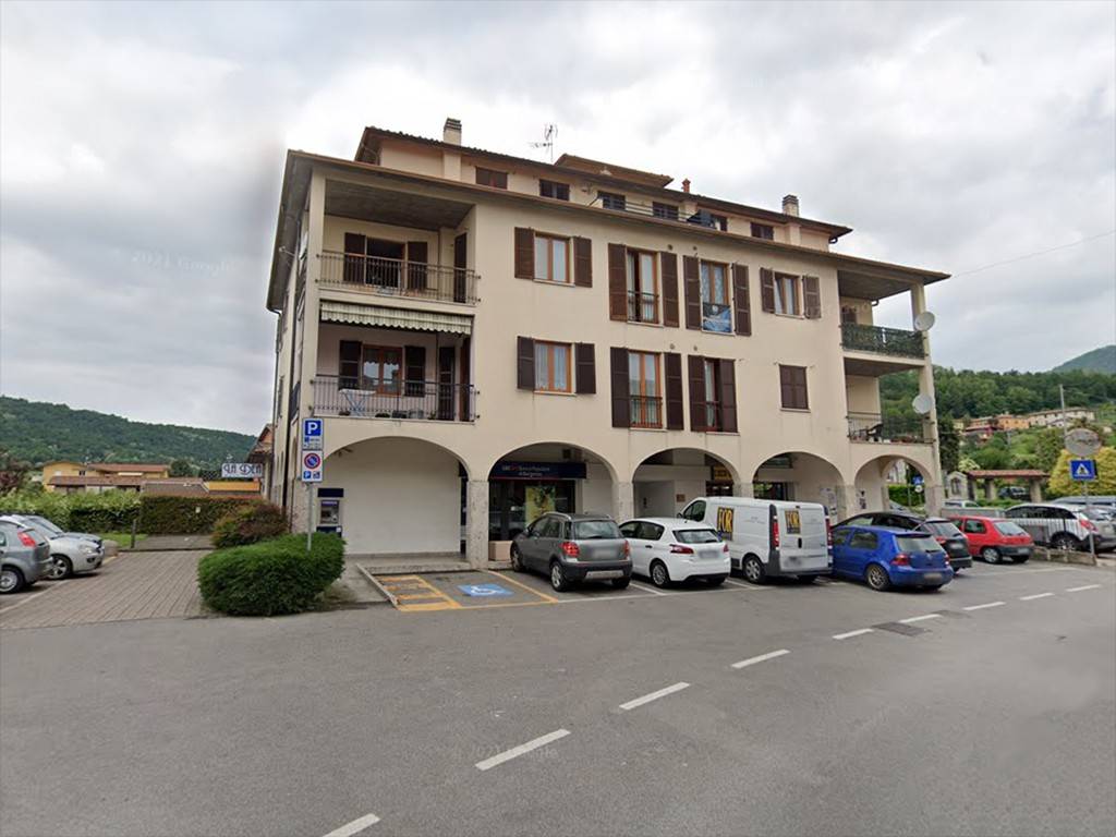 negozio in vendita a Cenate Sotto