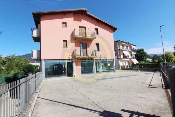 casa semindipendente in vendita a Cenate Sotto