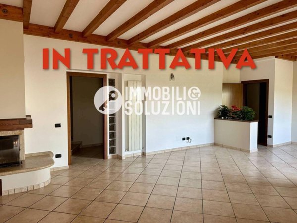 appartamento in vendita a Cenate Sotto in zona San Rocco