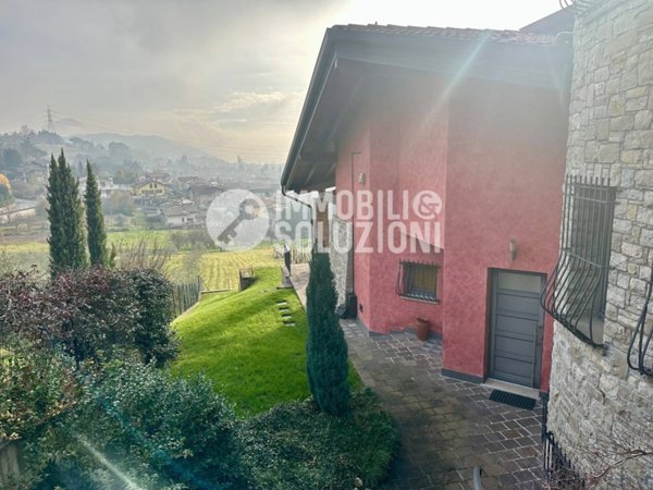 casa indipendente in vendita a Cenate Sotto