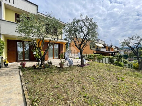 casa indipendente in vendita a Cenate Sotto