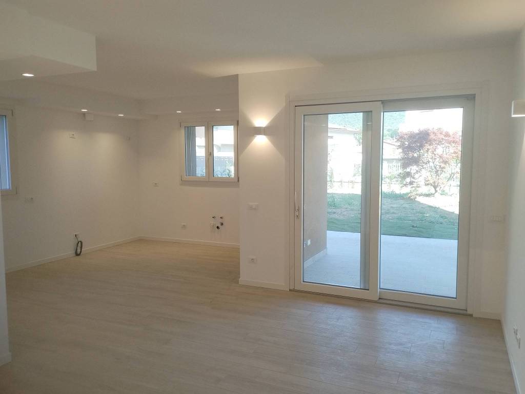 appartamento in vendita a Cenate Sotto