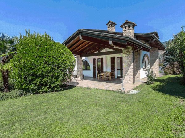casa indipendente in vendita a Cenate Sotto