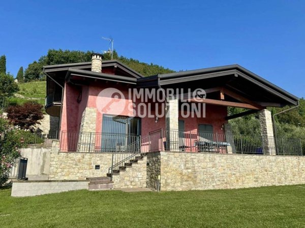 casa indipendente in vendita a Cenate Sotto