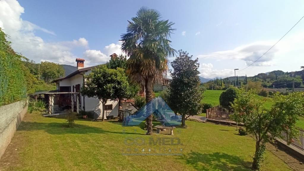 casa indipendente in vendita a Cenate Sotto