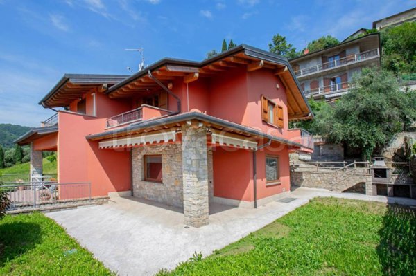 casa indipendente in vendita a Cenate Sotto