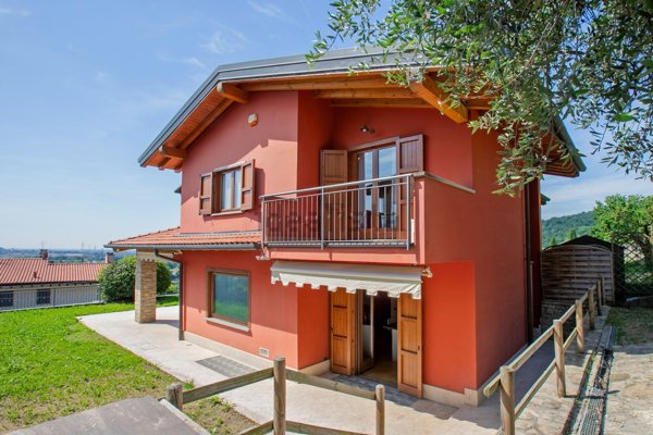 casa indipendente in vendita a Cenate Sotto