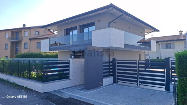 casa indipendente in vendita a Cenate Sotto