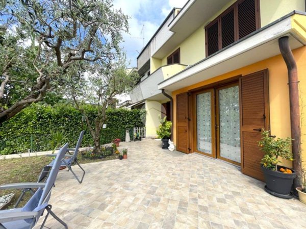 casa indipendente in vendita a Cenate Sotto