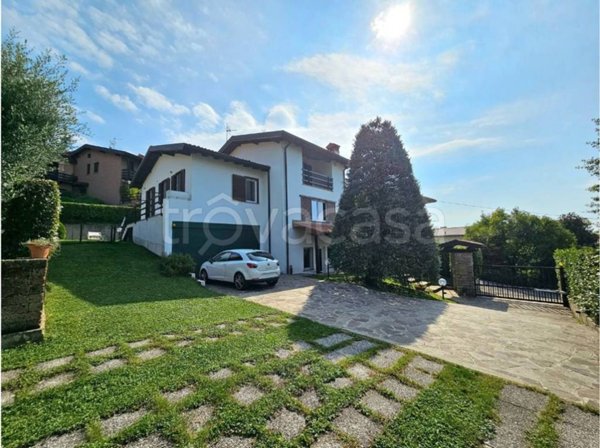 casa indipendente in vendita a Cenate Sotto