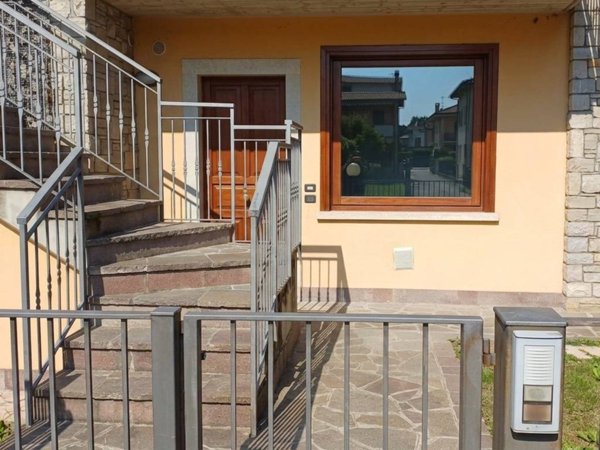 appartamento in vendita a Cenate Sotto