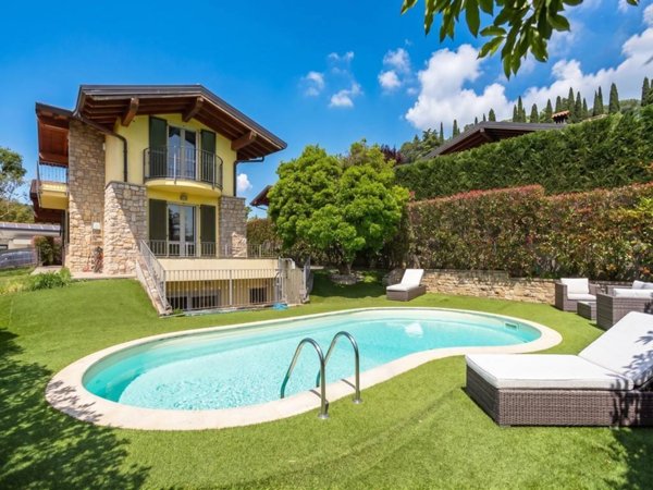 casa indipendente in vendita a Cenate Sotto