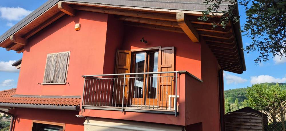 casa indipendente in vendita a Cenate Sotto