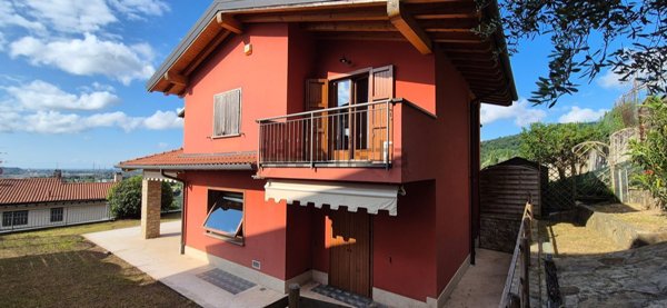 casa indipendente in vendita a Cenate Sotto in zona Fornace