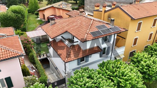 casa indipendente in vendita a Cenate Sotto