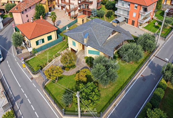casa indipendente in vendita a Cenate Sotto in zona Castello