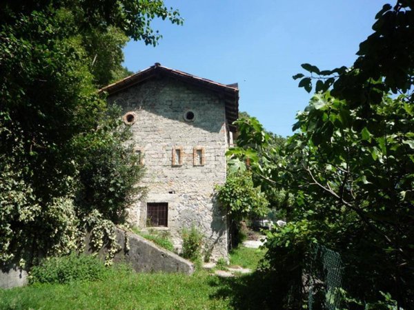 casa indipendente in vendita a Cene
