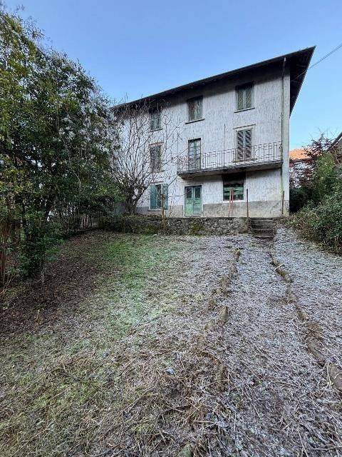 casa indipendente in vendita a Cene