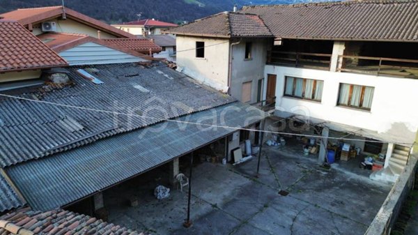 casa indipendente in vendita a Cene