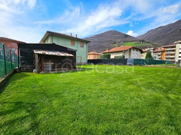 casa indipendente in vendita a Cene