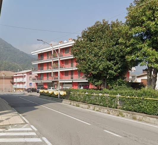 negozio in vendita a Cene