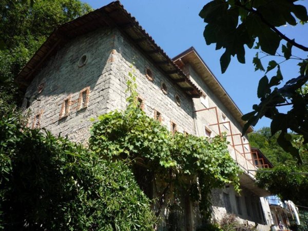 casa indipendente in vendita a Cene