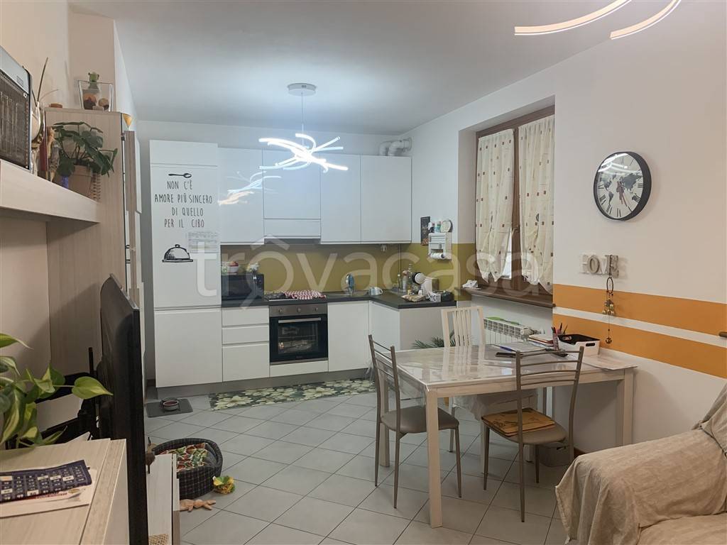 appartamento in vendita a Cene