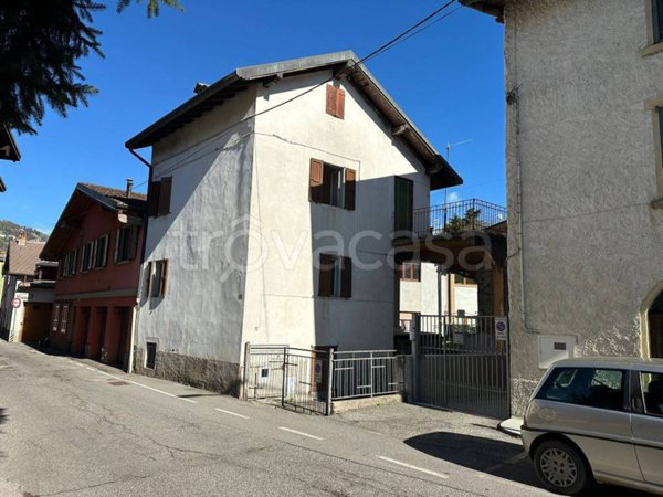 casa indipendente in vendita a Cene