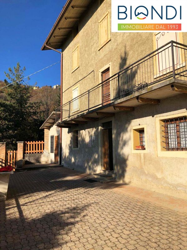 casa indipendente in vendita a Cene