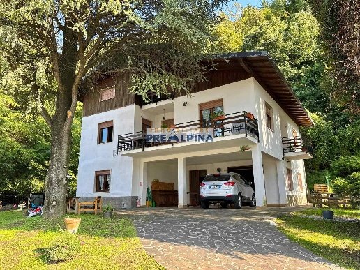 casa indipendente in vendita a Cene