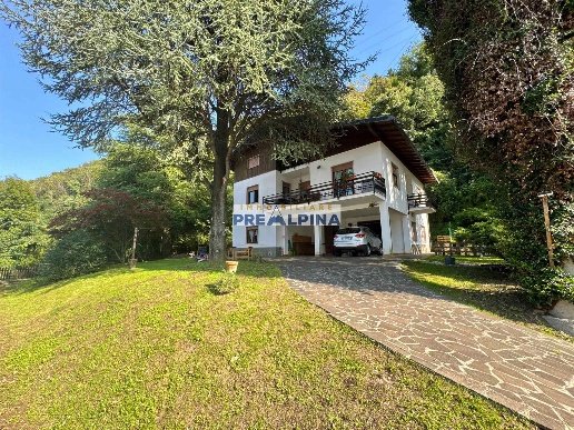 casa indipendente in vendita a Cene
