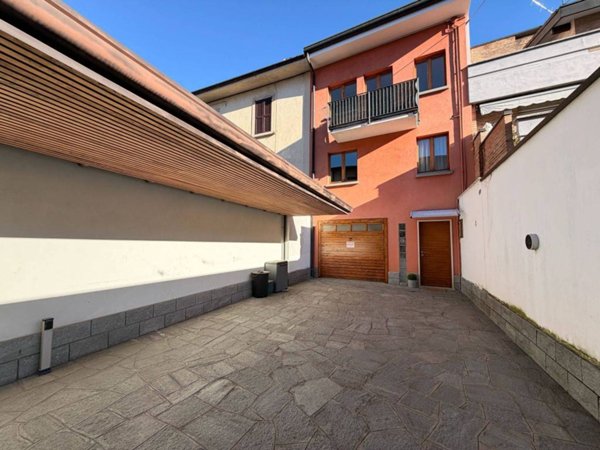 casa indipendente in vendita a Cene