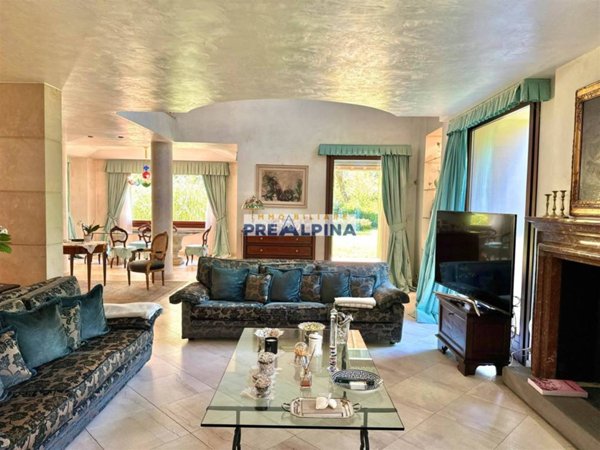 casa indipendente in vendita a Cene