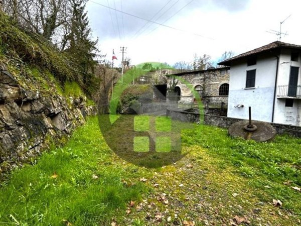 casa indipendente in vendita a Cene