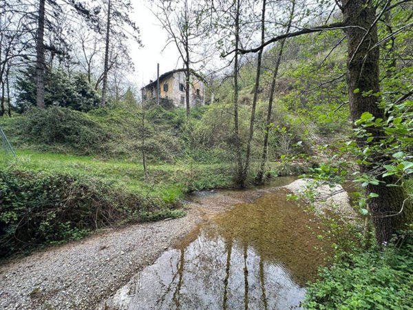 casa indipendente in vendita a Cene
