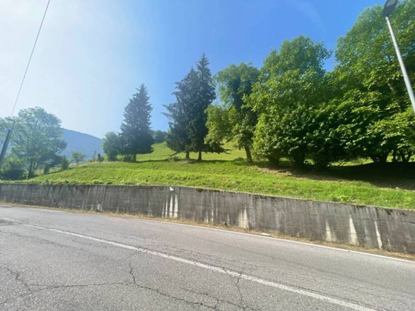 terreno edificabile in vendita a Cene