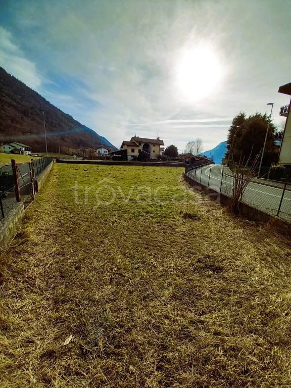 terreno edificabile in vendita a Cerete
