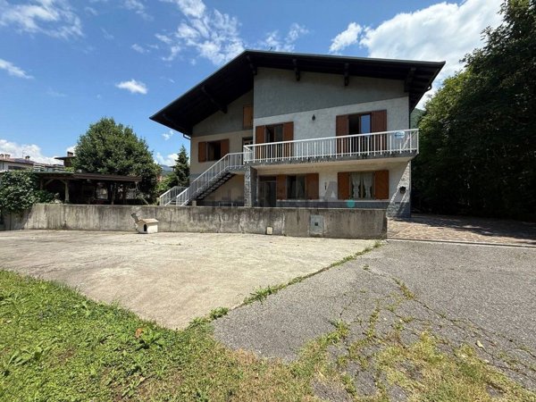 casa indipendente in vendita a Cerete