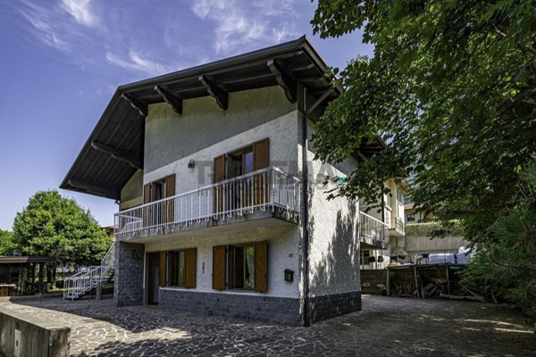 casa indipendente in vendita a Cerete