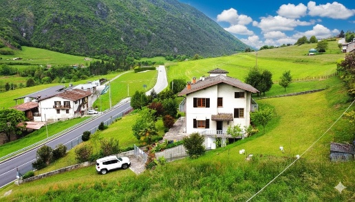 casa indipendente in vendita a Cerete