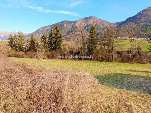 terreno agricolo in vendita a Cerete in zona Novezio
