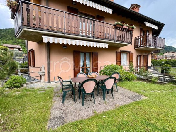 appartamento in vendita a Cerete in zona Novezio